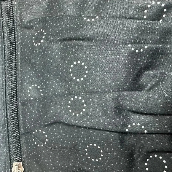 Thirty-One hobo bag with circle print one strap size 11 X 7 - Picture 11 of 13